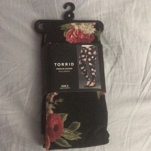 🚨SOLD NEW TORRID PREMIUM LEGGING FULL LENGTH